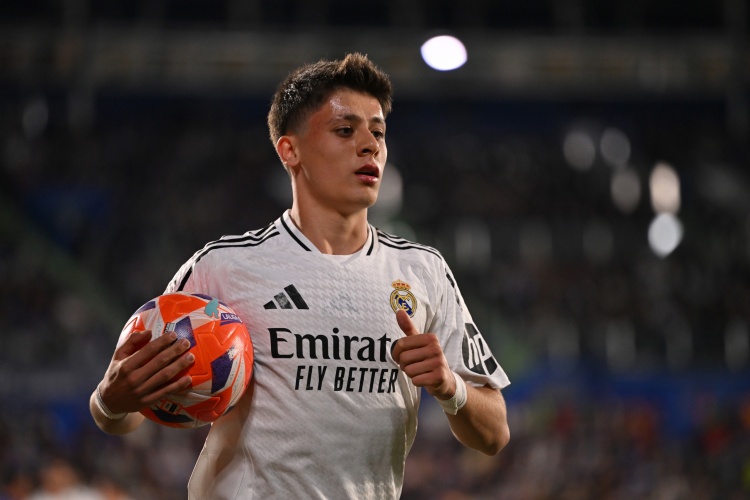 开云体育下载APP-皇马一直计划让居勒尔转型中场，马斯坦托诺不会影响他的出场时间